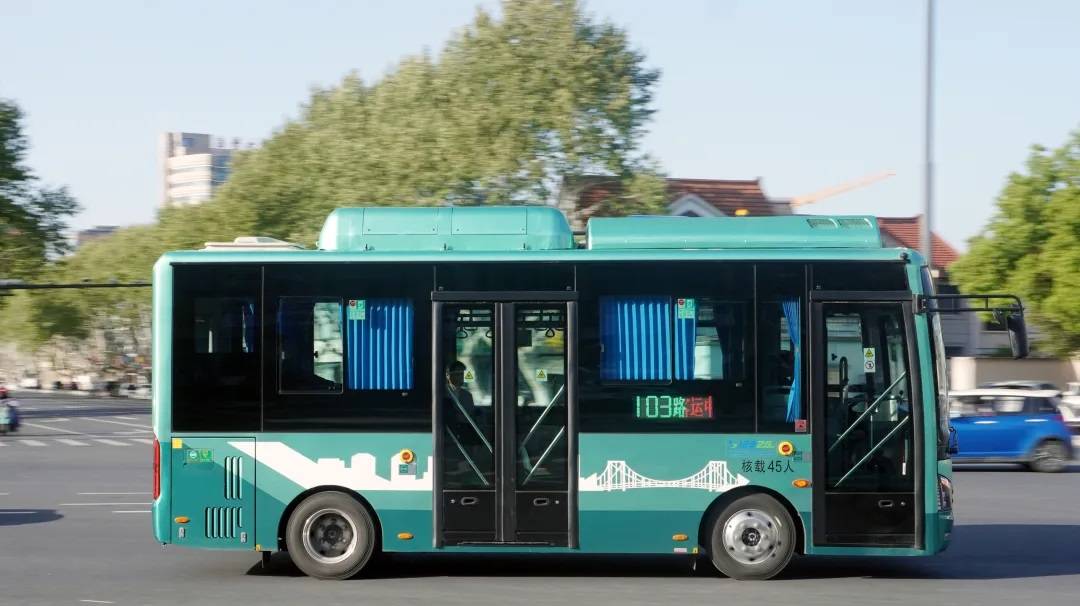 pure electric bus