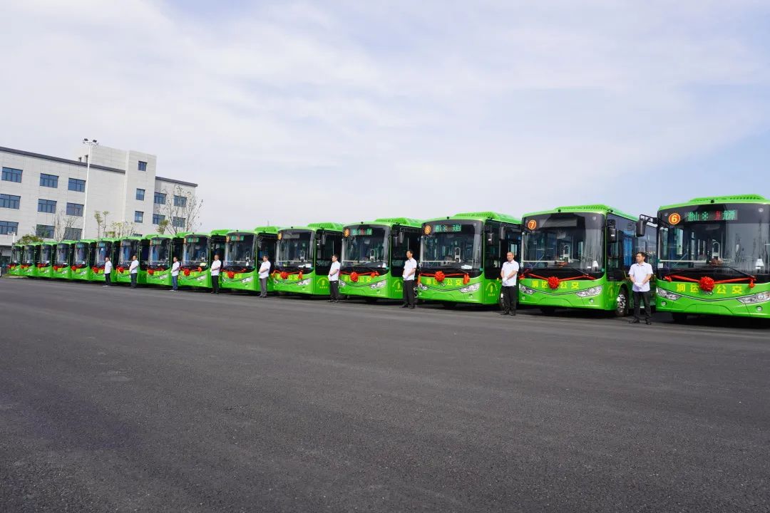 Lote de ônibus Ankai de alta qualidade entregues na cidade de Qianshan