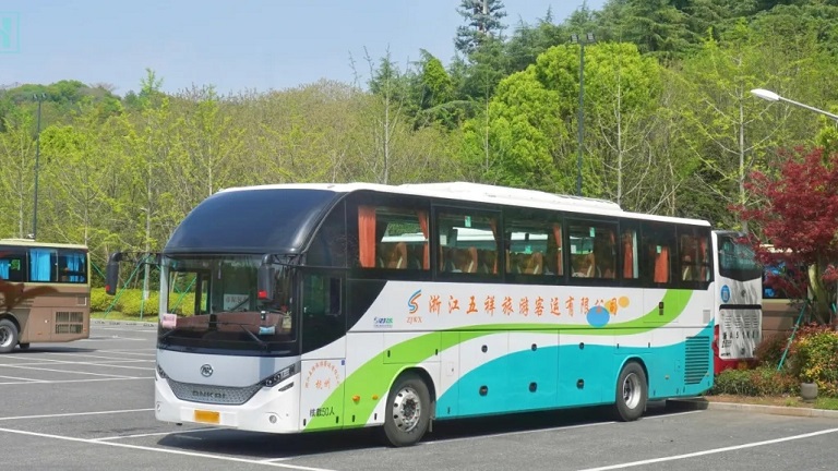 Os ônibus da Ankai percorrem o tecido urbano, alcançando milhares de centros urbanos e atendendo milhões de pessoas.