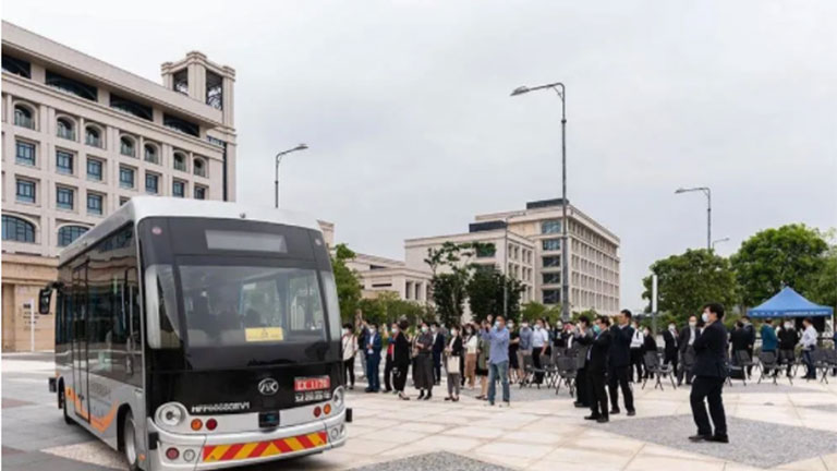 O primeiro autocarro autónomo de Macau aterrou na Universidade de Macau, de que marca?